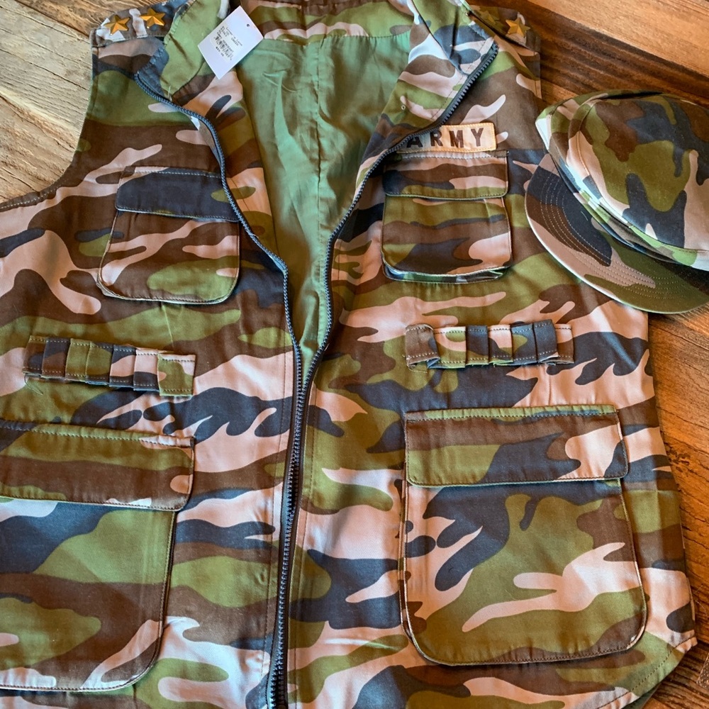 Men’s Army Vest costume